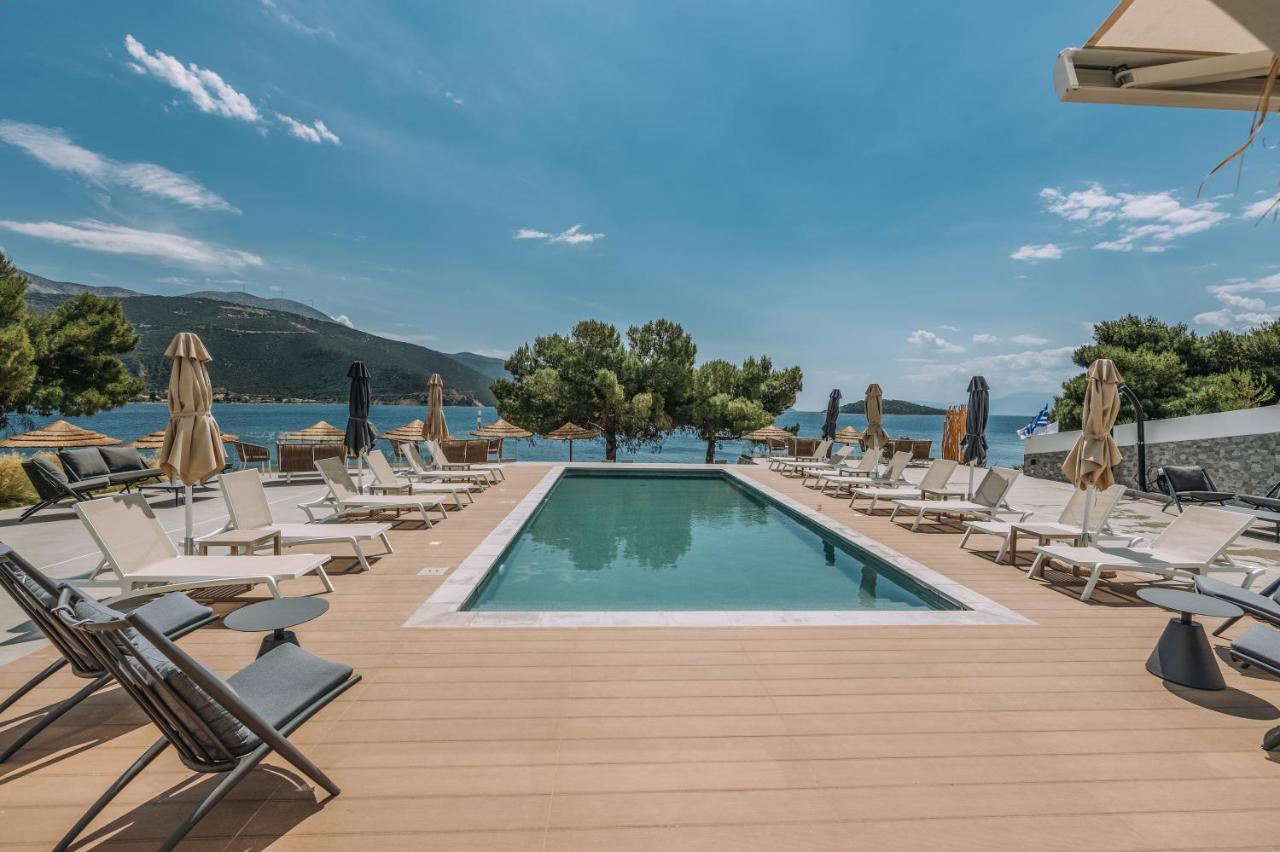 Trizonia Bay Hotel Exterior foto